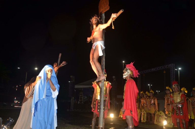 São Francisco do Conde espetáculo que relembra a Paixão de Cristo