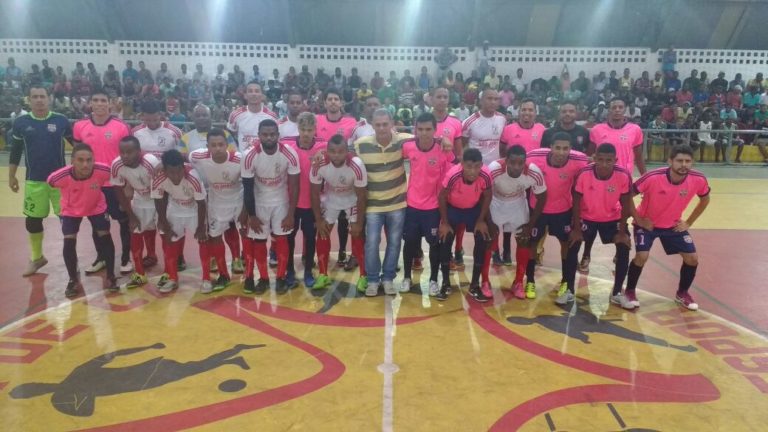 Defenidos os finalistas da copa de futsal de Candeias