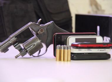 Polícia detém cinco suspeitos de assaltos a ônibus em Salvador e Camaçari