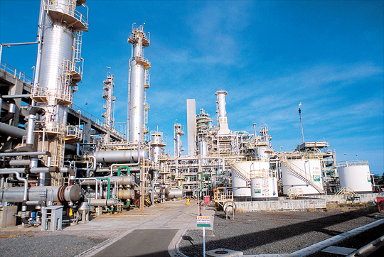 Petrobras vende para a Total 70% da Landulpho Alves, diz sindicato
