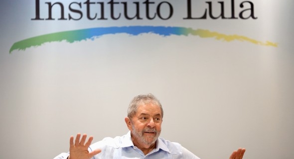Defesa de Lula entra com recurso contra suspensão de Instituto
