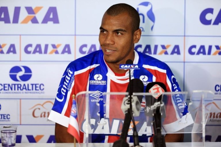 Régis Souza é apresentado e se coloca à disposição de Jorginho