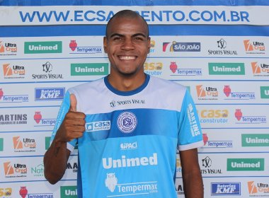 Lateral Régis confirma acerto com o Bahia e diz: ‘Estou pronto para ajudar’