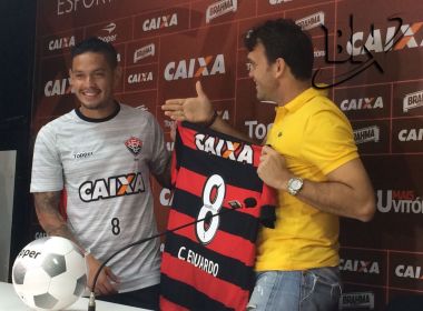 Carlos Eduardo se diz bem fisicamente e espera jogar o Ba-Vi