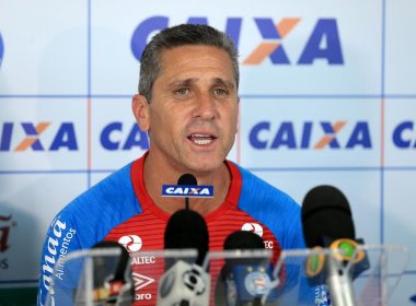 Jorginho crê que derrota do Bahia por 3 a 0 ‘não condiz com o jogo’