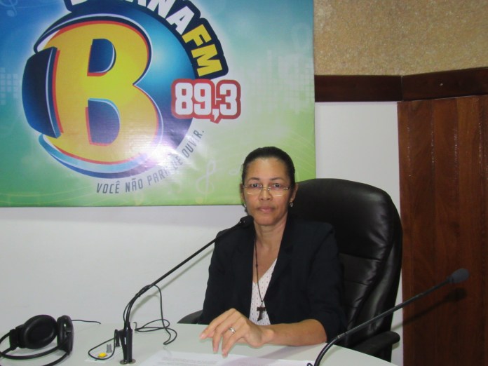 CANDEIAS: VICE-PREFEITA NÃO DESCARTA FAZER OPOSIÇÃO AO PREFEITO APÓS ROMPIMENTO