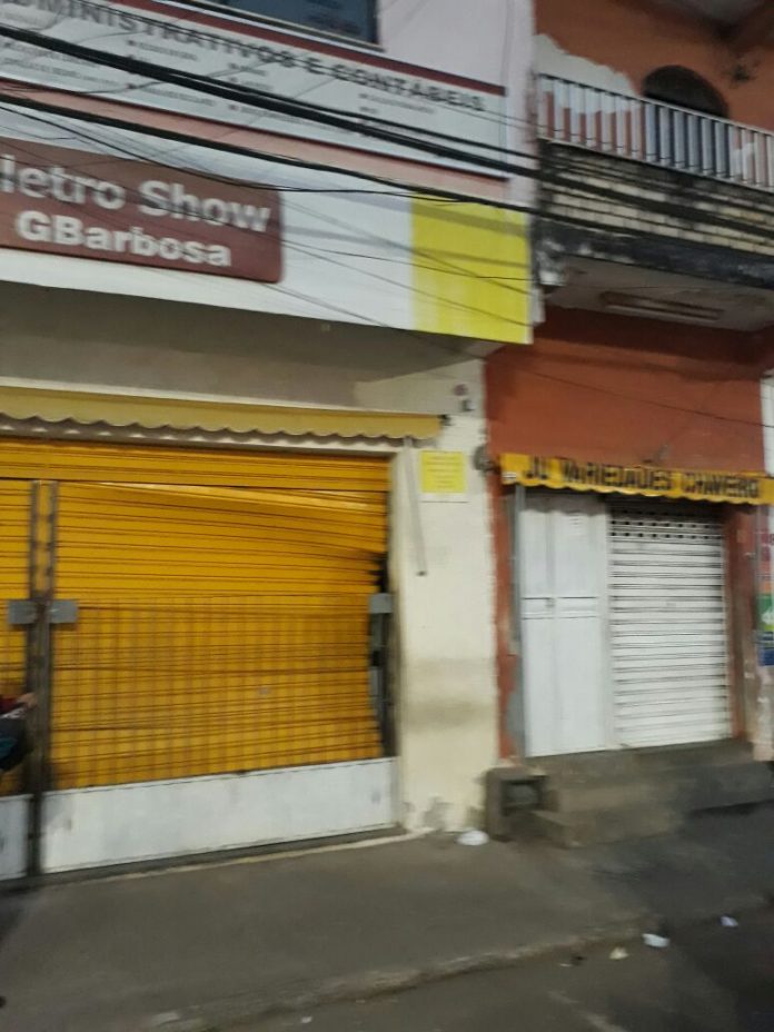 CANDEIAS: LOJA DE ELETRODOMÉSTICOS É ARROMBADA PELA SEGUNDA VEZ