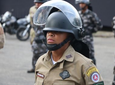 Tenente é primeira mulher a completar curso da Polícia de Choque na BA