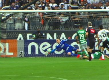 Corinthians faz 3 a 2 no Palmeiras, volta a vencer e abre vantagem na liderança