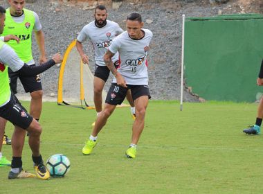 De olho no Grêmio, Vitória realiza treino movimentado na Toca do Leão