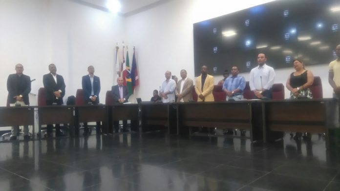 SÃO F. DO CONDE: LEI DE ENQUADRAMENTO DOS SERVIDORES E DOS AGENTES DE ENDEMIAS É SANCIONADA PELO PREFEITO