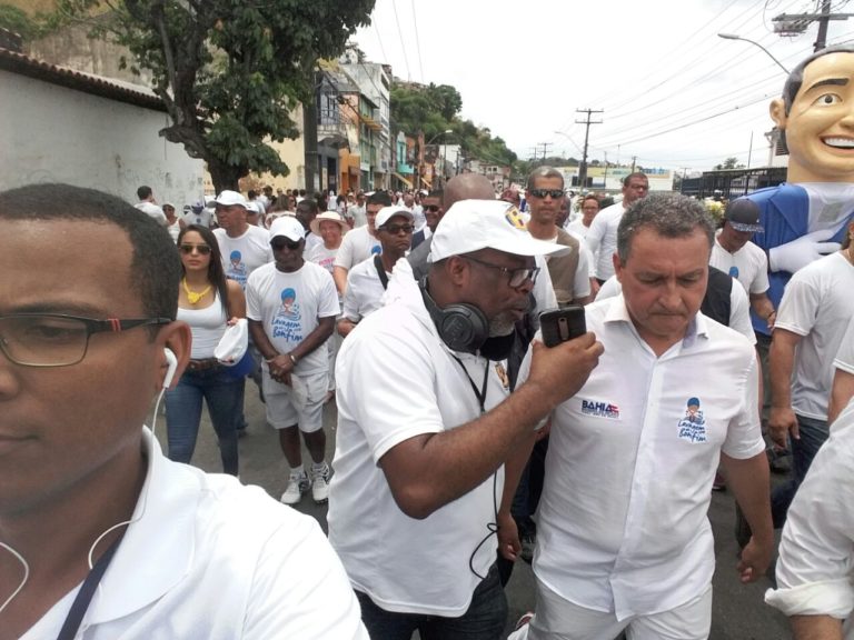 Rui Costa pede paz e prosperidade durante Lavagem do Bonfim