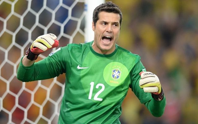 FLAMENGO ANUNCIA RETORNO DO GOLEIRO JULIO CESAR, QUE USARÁ A CAMISA 12