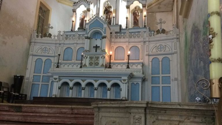 Patrimônio histórico de mais de 400 anos, Igreja de São Francisco do Conde é interditada por problemas estruturais