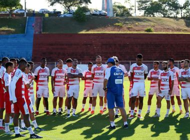 Bahia enfrenta o Náutico para se aproximar da liderança no Nordestão