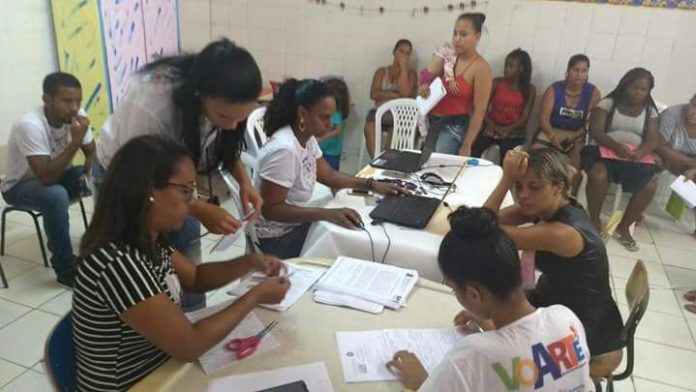 SÃO F. DO CONDE: PAIS NÃO PRECISAM DORMIR NAS FILAS PARA GARANTIR VAGA EM ESCOLA, AFIRMA SECRETÁRIO