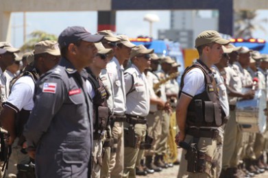 Governo da Bahia convoca mais 551 PMs e 147 bombeiros Hoje(28)