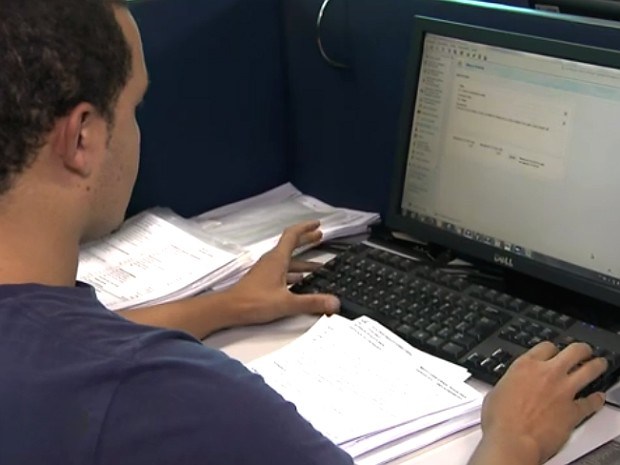 SÃO F. DO CONDE: ESTUDANTES OFERECEM ORIENTAÇÃO DE IMPOSTO DE RENDA