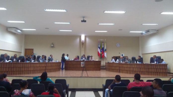 CANDEIAS: CÂMARA DE VEREADORES APROVA CONTAS DO EX-PREFEITO SARGENTO FRANCISCO