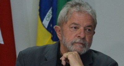 LULA DECIDE NÃO SE ENTREGAR À PF EM CURITIBA, DIZ JORNAL