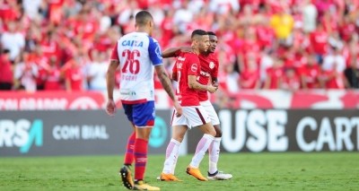 Jogando fora de casa,Bahia estreia com derrota no Brasileirão