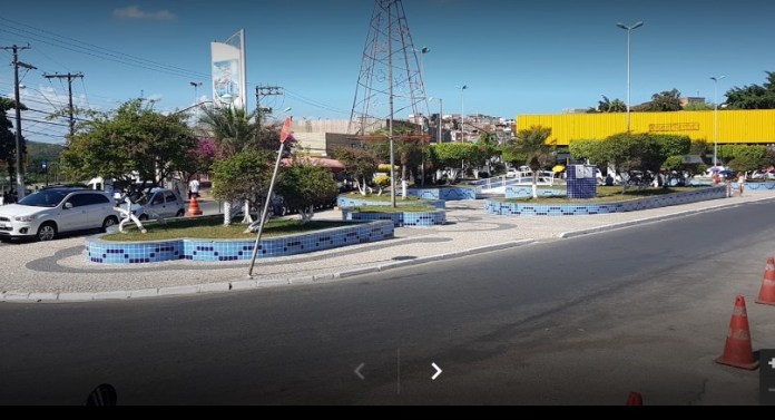 CANDEIAS: PRAÇA IRMÃ DULCE SEDIA FEIRA DE SAÚDE E SAÚDE E CIDADANIA DAS VOLUNTÁRIAS SOCIAIS DA BAHIA