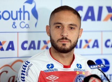 Régis celebra gol marcado e pede para Bahia manter o ritmo