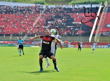 Vitória bate o Ceará e conquista segundo triunfo no Brasileirão