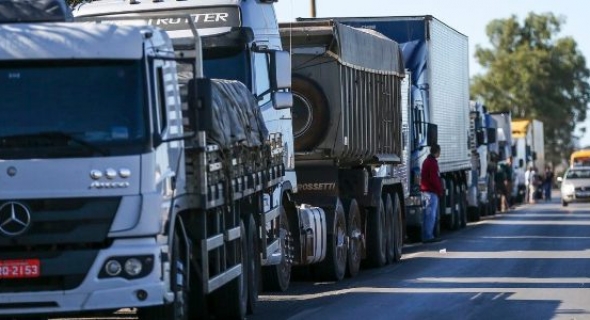 Caminhoneiros chegam ao Planalto com ‘pauta mais gorda’ de reivindicações