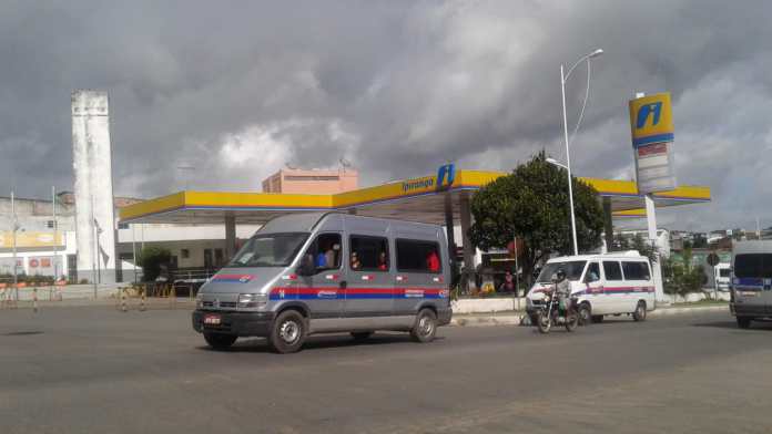 REGIÃO METROPOLITANA: POSTOS DE COMBUSTÍVEIS JÁ ALEGAM FALTA DE GASOLINA E ÁLCOOL