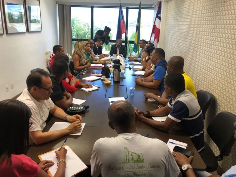 SÃO F. DO CONDE: REUNIÃO DISCUTE NOVO FORMATO DO ARRAIÁ DO CHICO