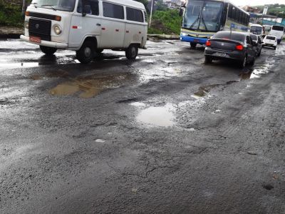 RESTAURAÇÃO DA ESTRADA QUE LIGA CANDEIAS A MADRE DE DEUS DEVE COMEÇAR NO FINAL DE JUNHO