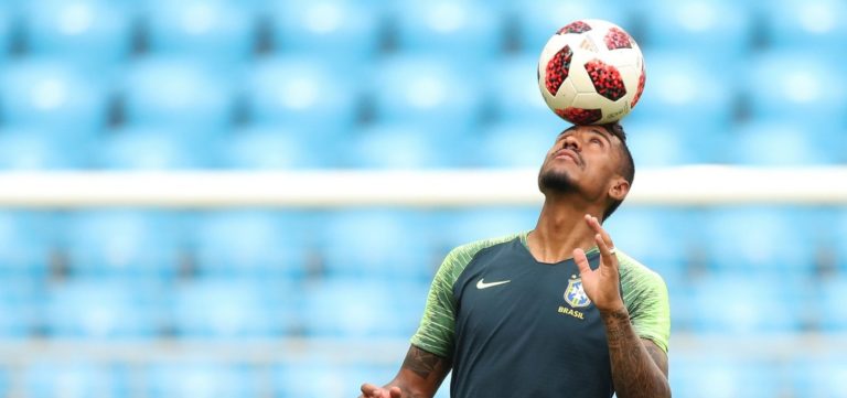 Paulinho é poupado de treinamento da seleção para enfrentar a Bélgica