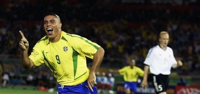 Ronaldo deve ganhar série dirigida por Bruno de Luca, diz site