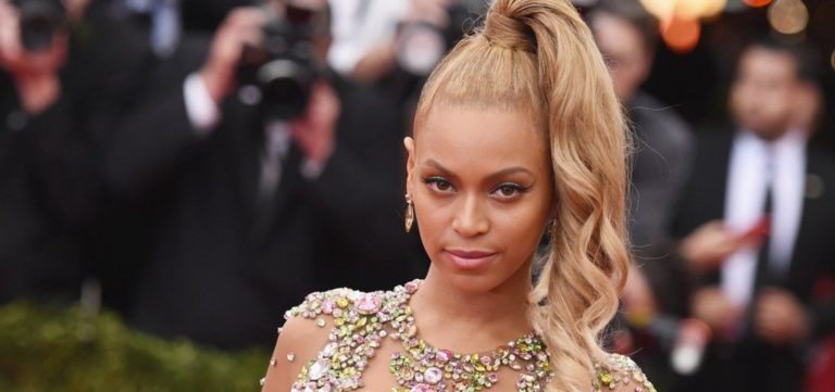 Beyoncé é capa da Vogue de setembro e exige fotógrafo negro