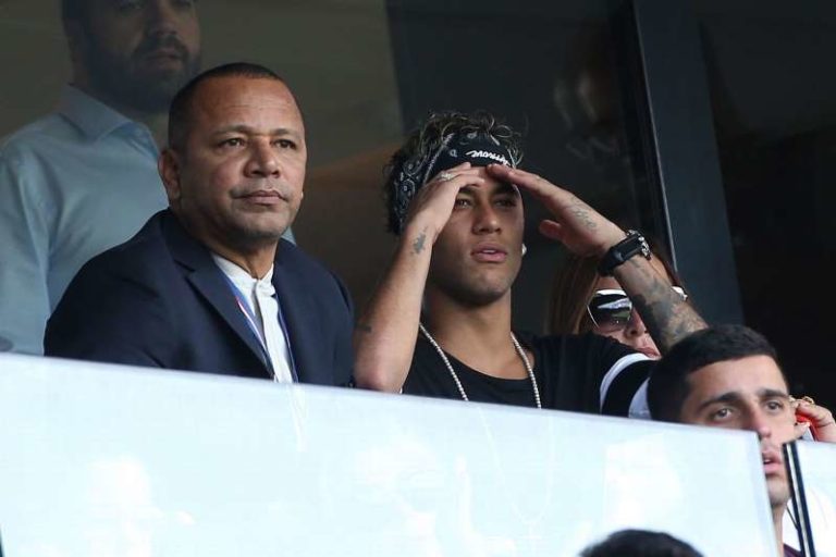 Neymar quer ficar no PSG, mas com a condição de ser ‘o mais importante’, diz jornal espanhol