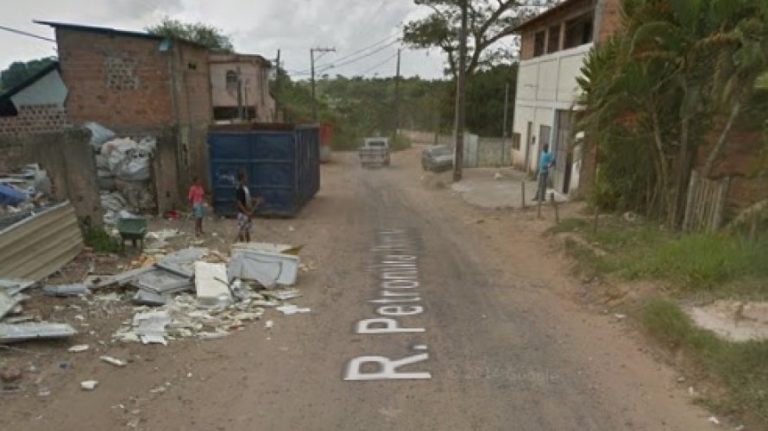 Dois irmãos são mortos a tiros no bairro de Valéria