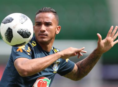 Danilo sofre lesão no tornozelo e está fora da Copa do Mundo