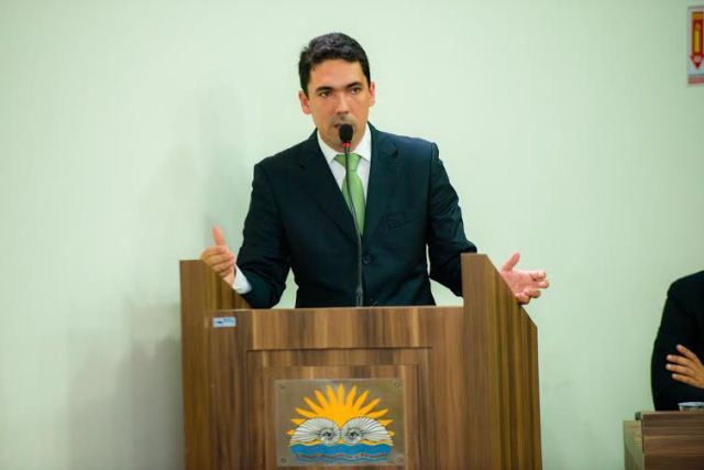 MADRE DE DEUS: VEREADORES DA OPOSIÇÃO PEDEM NOVO AFASTAMENTO DO PREFEITO