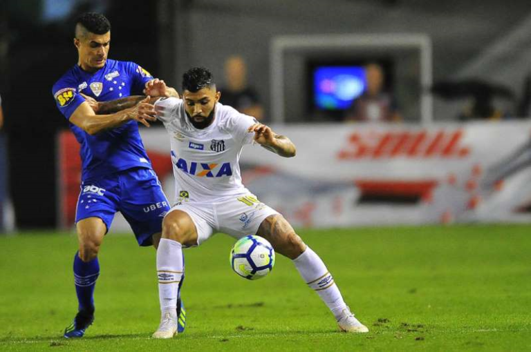 Letal, Cruzeiro vence o Santos na Vila e abre vantagem na Copa do Brasil