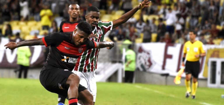 Vitória não sai do 0 a 0 com o Fluminense no Maracanã