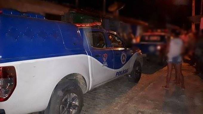 Homem é encontrado morto com corda no pescoço em Simões Filho