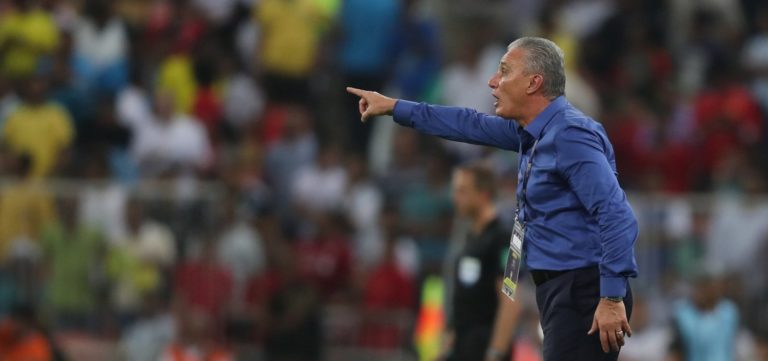 Com dois novatos, Tite convoca seleção para amistosos contra o Uruguai e Camarões