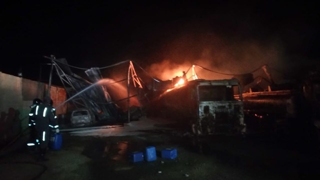 Candeias: Morre operário da garagem que pegou fogo