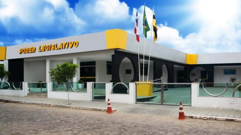 Cruz das Almas: discussão da LOA 2019 vai parar na Justiça