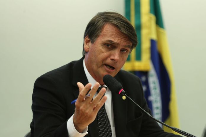 Bolsonaro diz que caixa-preta de órgãos federais começou a ser aberta