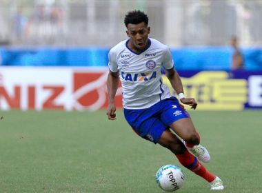 Bahia acerta compra do lateral-esquerdo Moisés; atleta está em Salvador