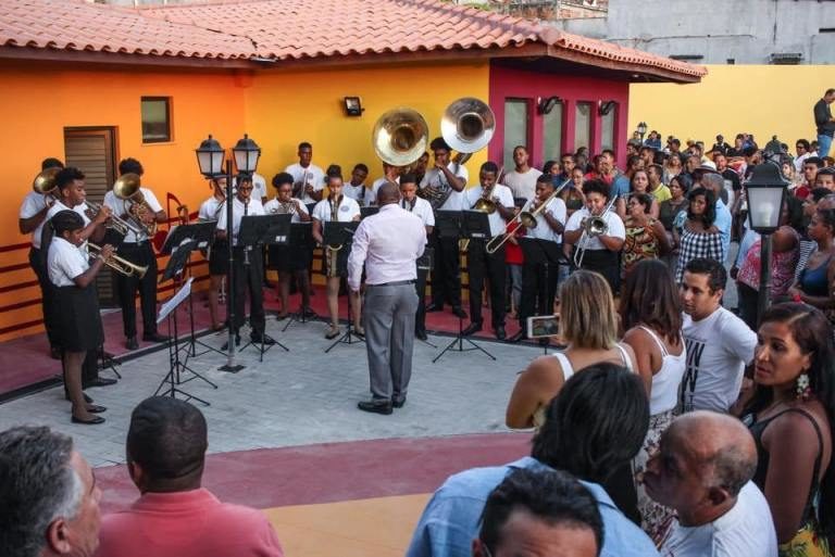 CANDEIAS: SEDE DA FILARMÔNICA MUNICIPAL É INAUGURADA