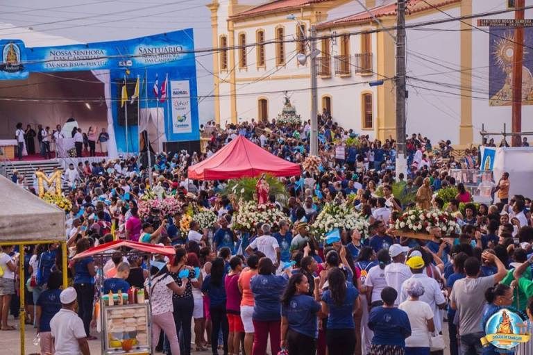 Candeias celebra maior festa católica da Região Metropolitana de Salvador