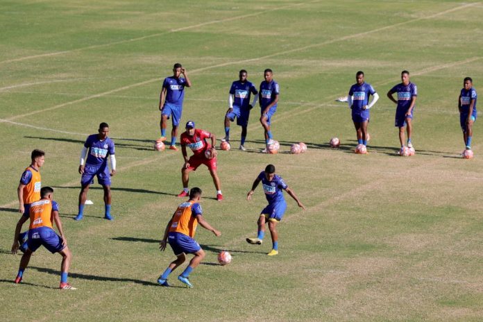 Bahia joga amanhã e quinta-feira por duas competições